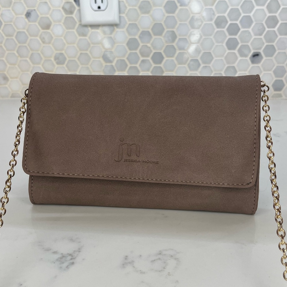 🤍Jessica Moore🤍Suede Clutch🤍
